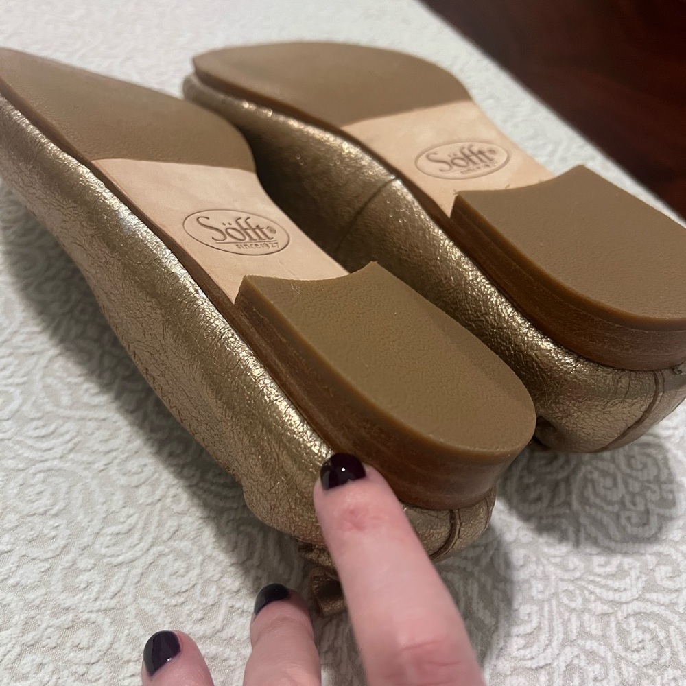 Sofft Shoes Leather Size 7 Kenni Soft Gold Scrunch Back Ballet Flats - Picture 10 of 11